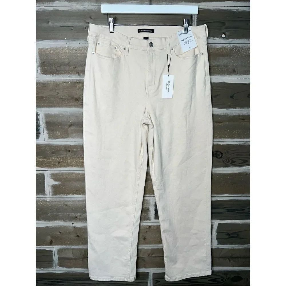 Calvin Klein CK Women's High Rise 90s Fit Straight Leg White Denim Jeans Size 31 - Picture 2 of 6